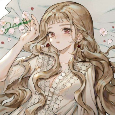 王灿回应女儿烫发